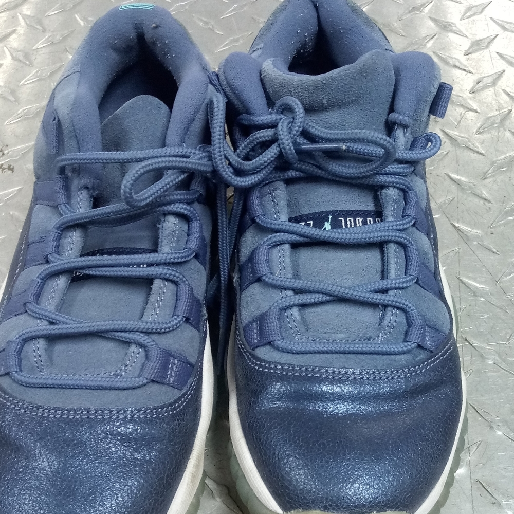 blue low top jordan 580521-408